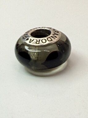 Retired Pandora Love Ice Black Heart Murano Glass Charm 790665 ALE 925